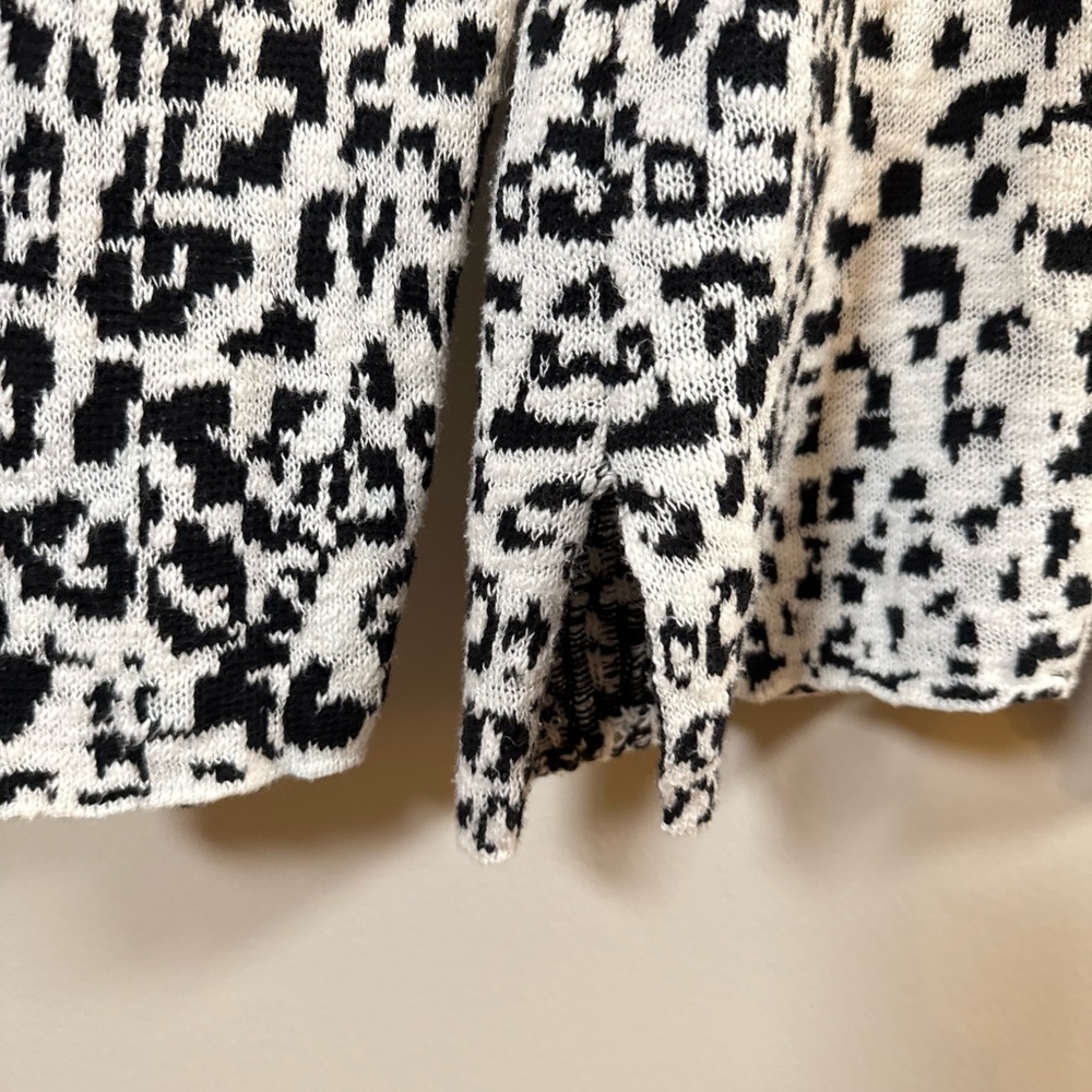 Chico's • Mock Neck Leopard Knit Tunic Sweater‎ Top Sz Lg Cozy Cotton - Picture 8 of 10